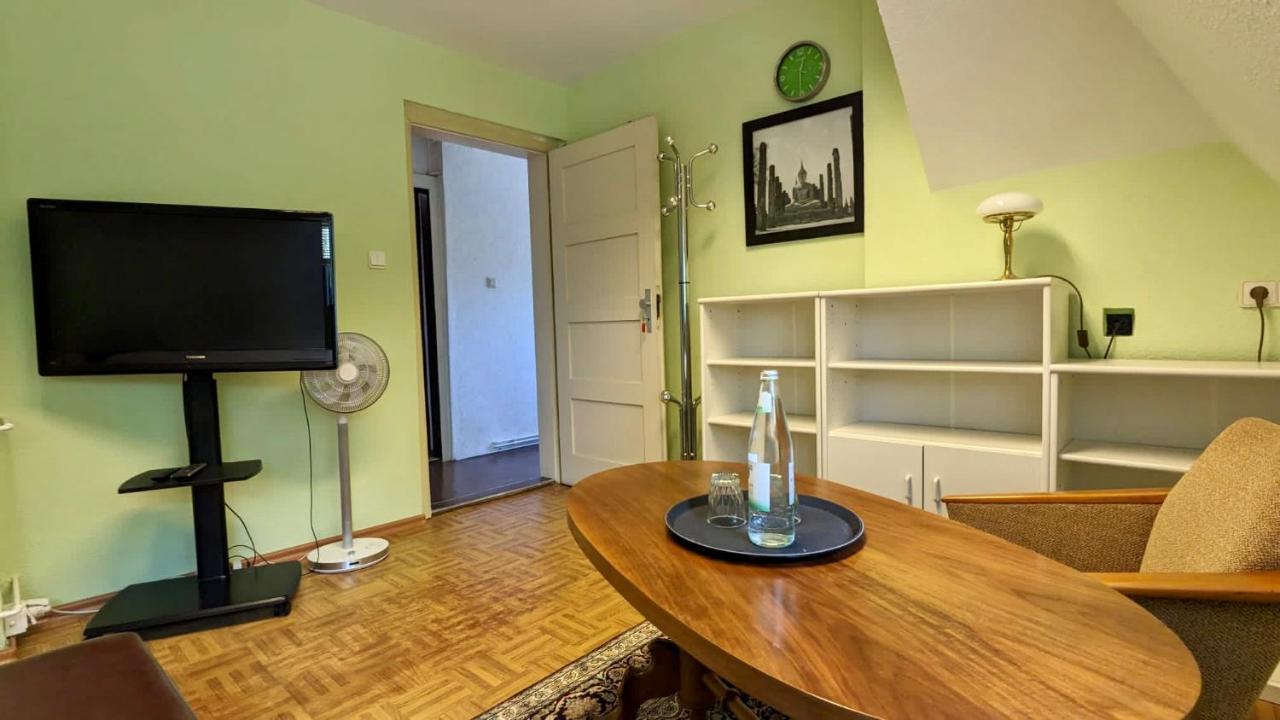 Grosse Ferienwohnung Mit Loggia Und Garten In Котбус Екстериор снимка