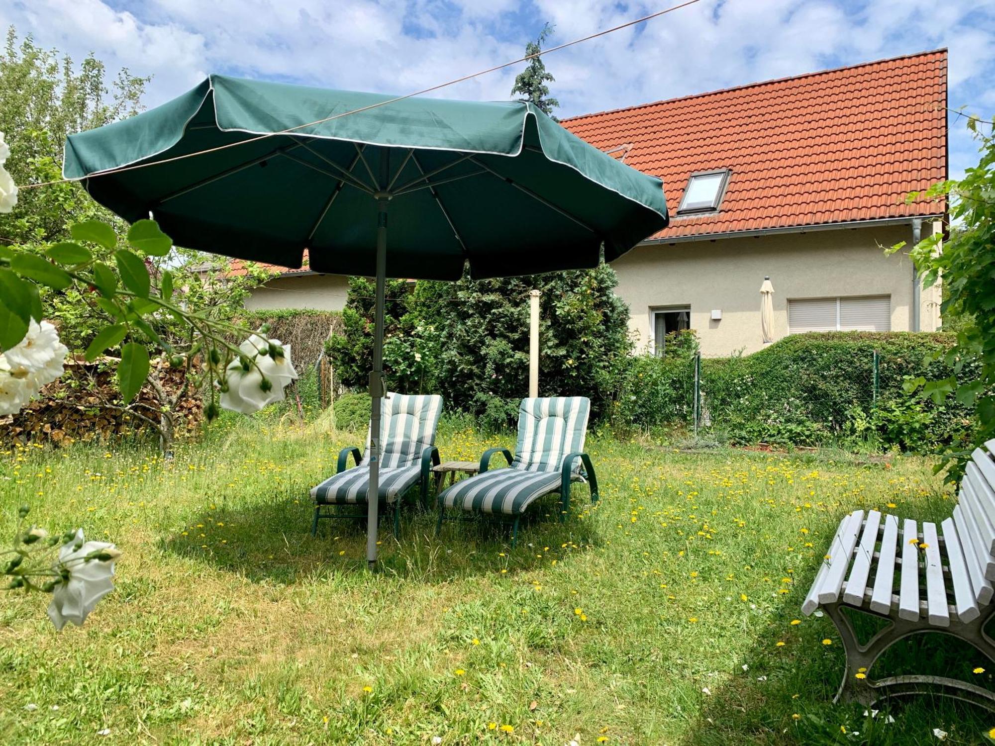 Grosse Ferienwohnung Mit Loggia Und Garten In Котбус Екстериор снимка